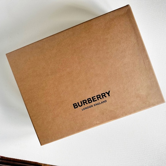 Authentic Burberry Scarf Tie Leather Point-toe Mules***Size: EU 39.5***NIB - Picture 12 of 14